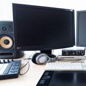 Check-the-computer’s-setting-and-its-surrounding-to-Stop-Radio-Interference-From-PC-Speakers