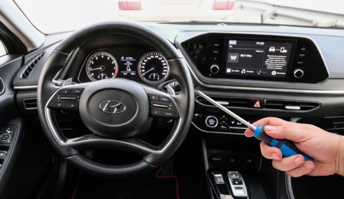 Resetting-Hyundai-Sonata-radio